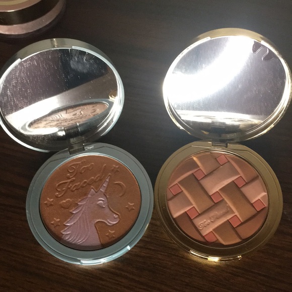 Too Faced Bronzer Duo - Picture 2 of 2